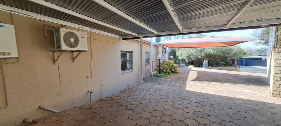 4 Bedroom Property for Sale in Eureka Free State